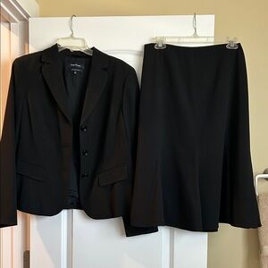 Evan Picone Classic Black Blazer and Skirt Set